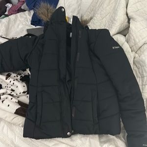 Good Condition Size Small Columbia Coat with the Fur Hood.